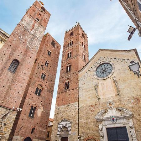 Amazing Apartment In Albenga With Wifi ภายนอก รูปภาพ